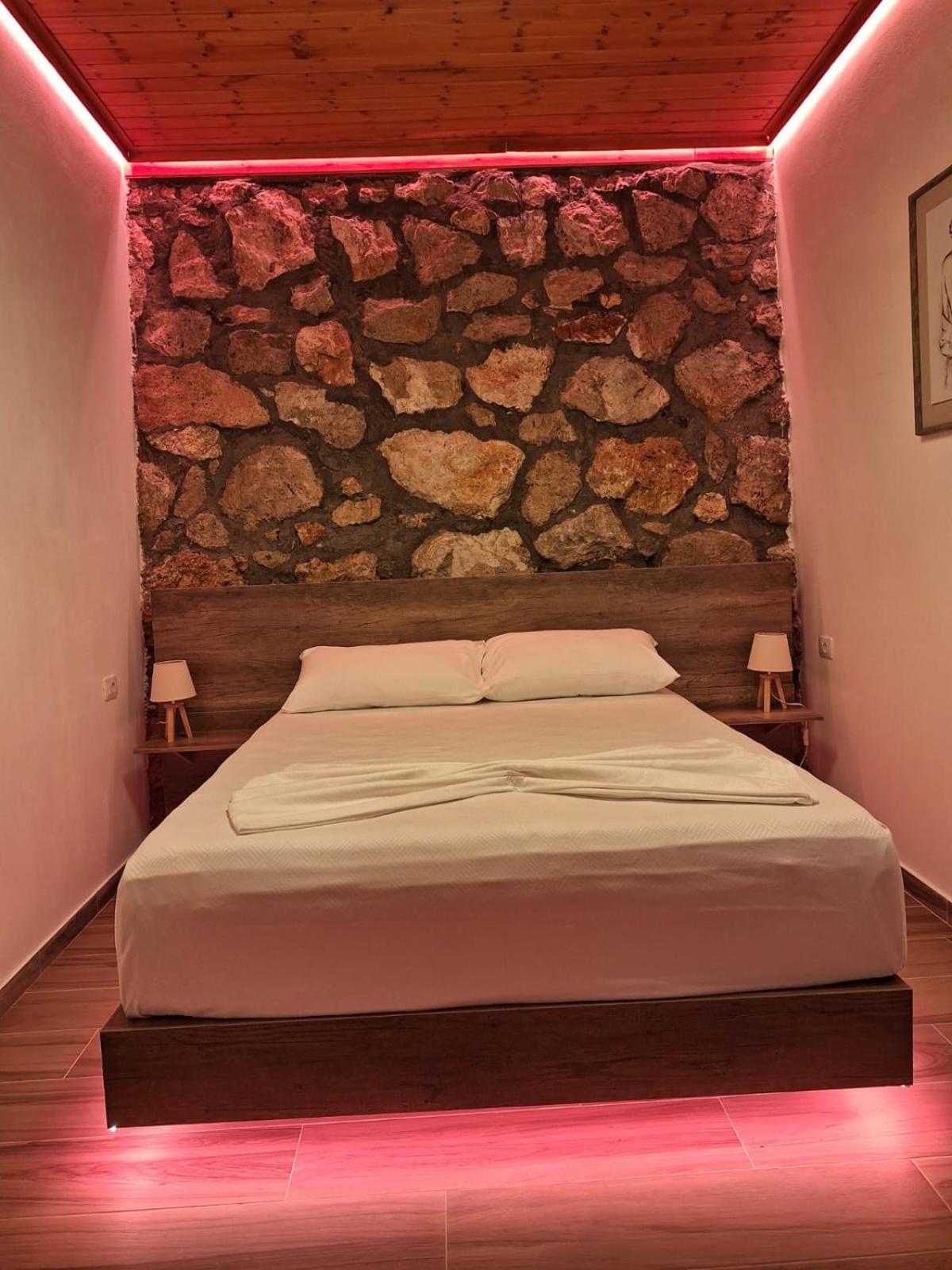 Flower Hill Vlore Ngoại thất bức ảnh